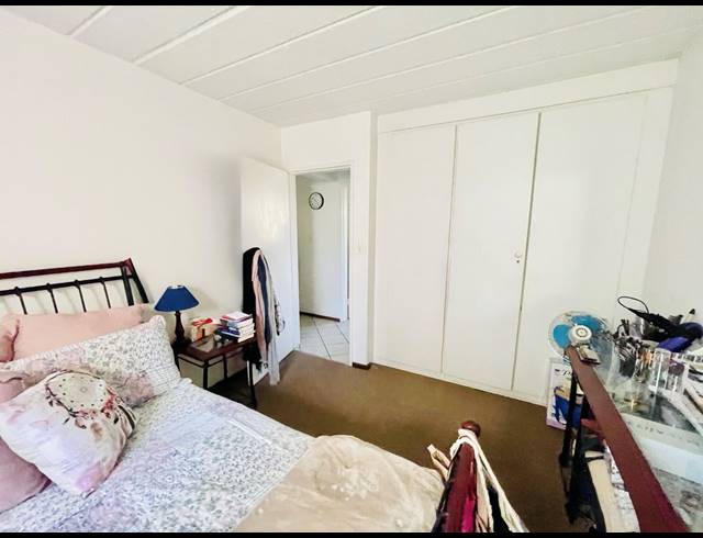 1 BEDROOM SECTIONAL TITLE FOR SALE IN ROBINDALE